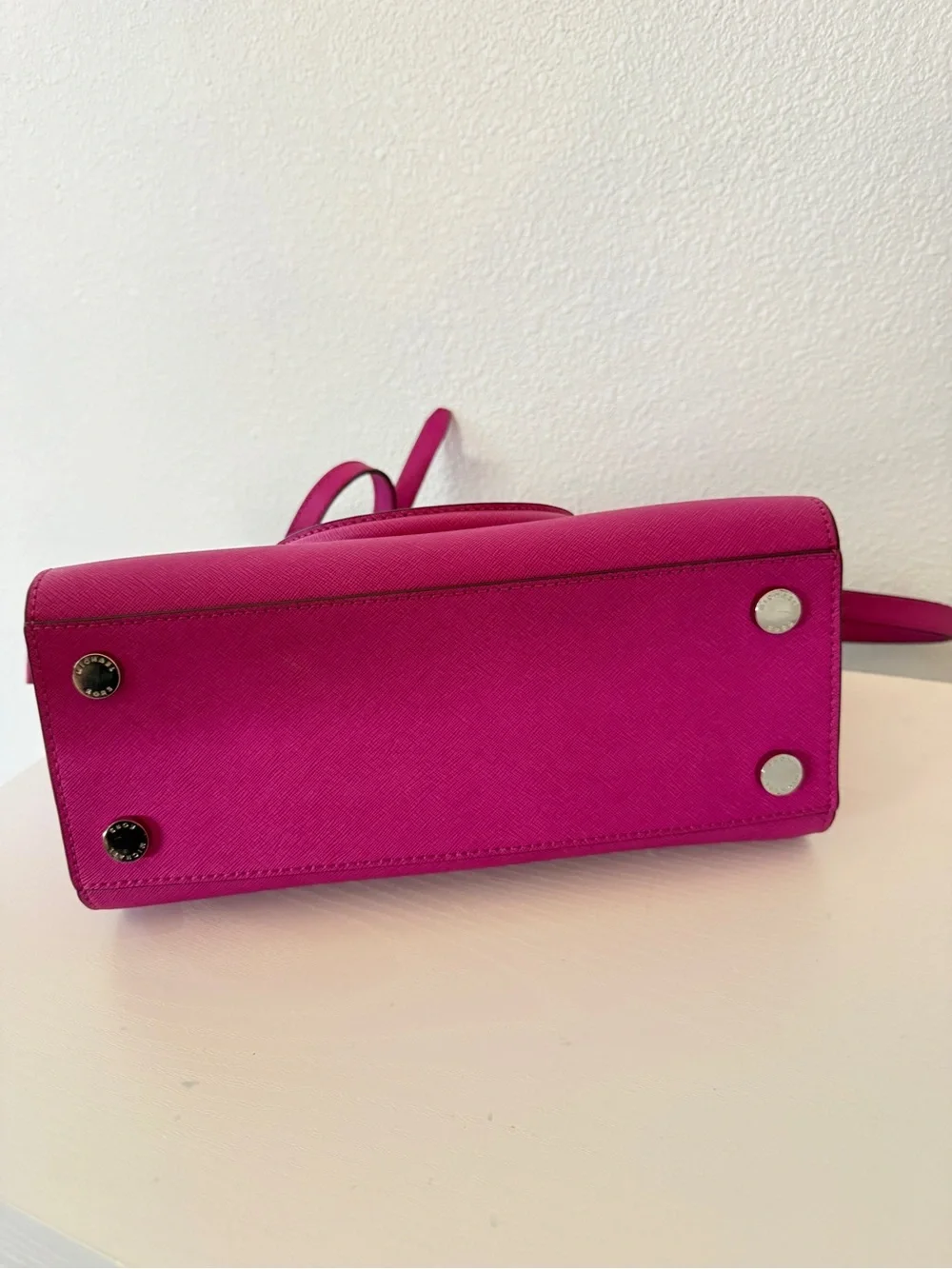 Michael Kors bold hot